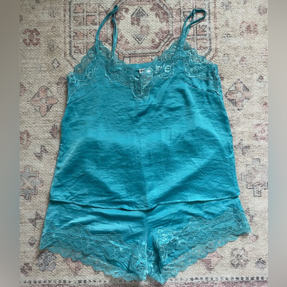 H&M satin lace pajama set